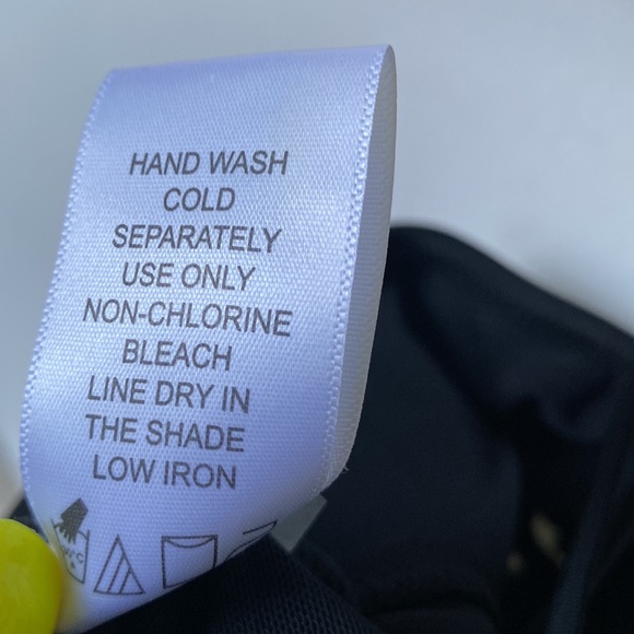 Swimsuits For All Tankini Black TOP ONLY, Size 22 - Picture 6 of 8